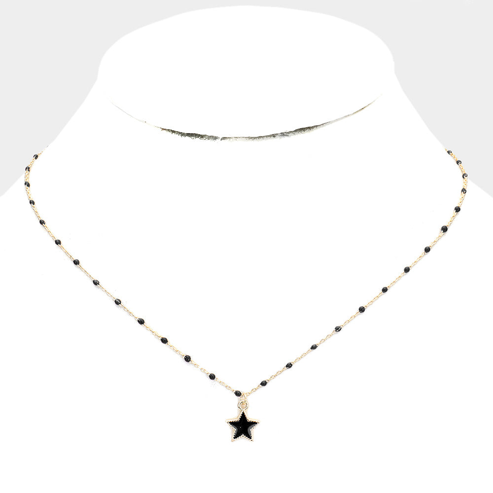 Star Pendant Necklace (Black)