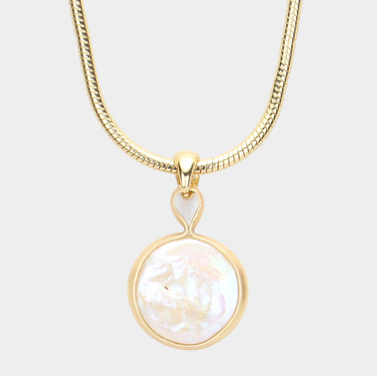 Freshwater Pearl Pendant Necklace