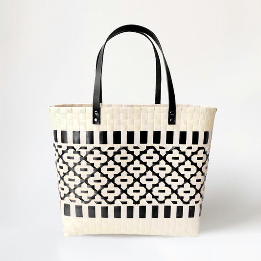 Quatrefoil Patterned Basket Weave Tote Bag/Shoulder Bag/Purse