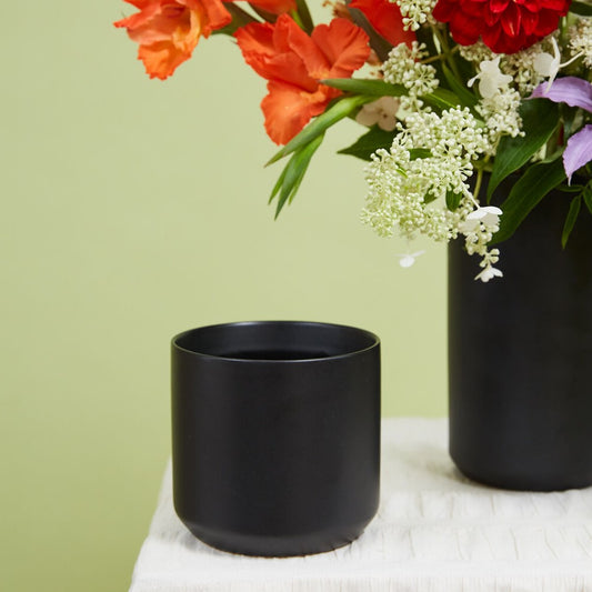 Kendall Black Planter Pot