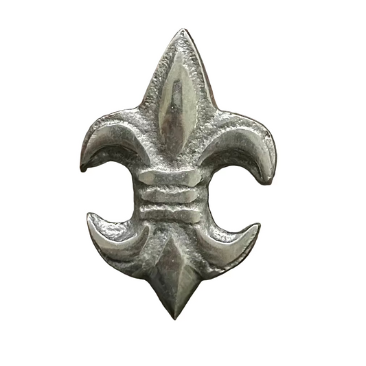 Metallic silver fleur-de-lis design napkin paperweight weight